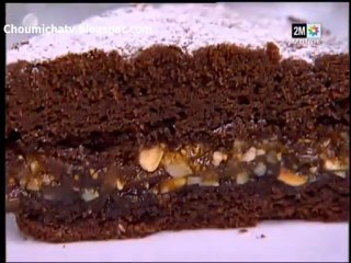 Cake aux amandes, dattes et chocolat