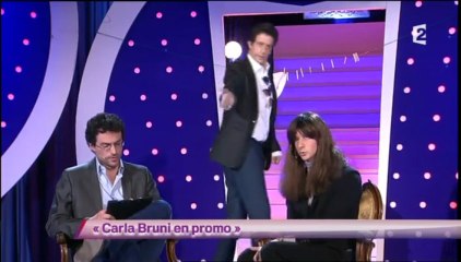 Carla Bruni en promo