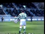 Image de 'but d un joueur du celtic sur 1 recup apre 1 corner'