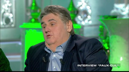 Interview "faux-cul" avec Pierre Ménès - Salut Les Terriens du 16/04 - CANAL+