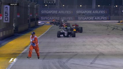 Grand Prix de Singapour - Un commissaire sur la piste !