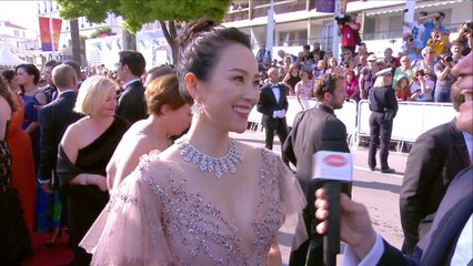 L'actrice Zhang Ziyi est sur le tapis rouge et remettra le prix du meilleur acteur - Cannes 2019
