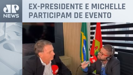 Jair Bolsonaro concede entrevista à Jovem Pan em SC